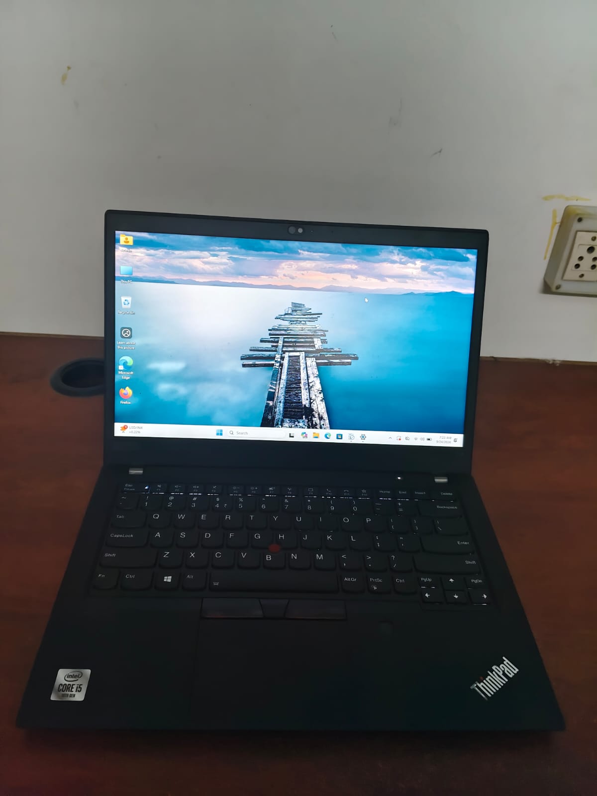 LENOVO THINKPAD T14 GEN 1 I5 10TH GEN / 16GB RAM / 256GB SSD / 14" FHD
