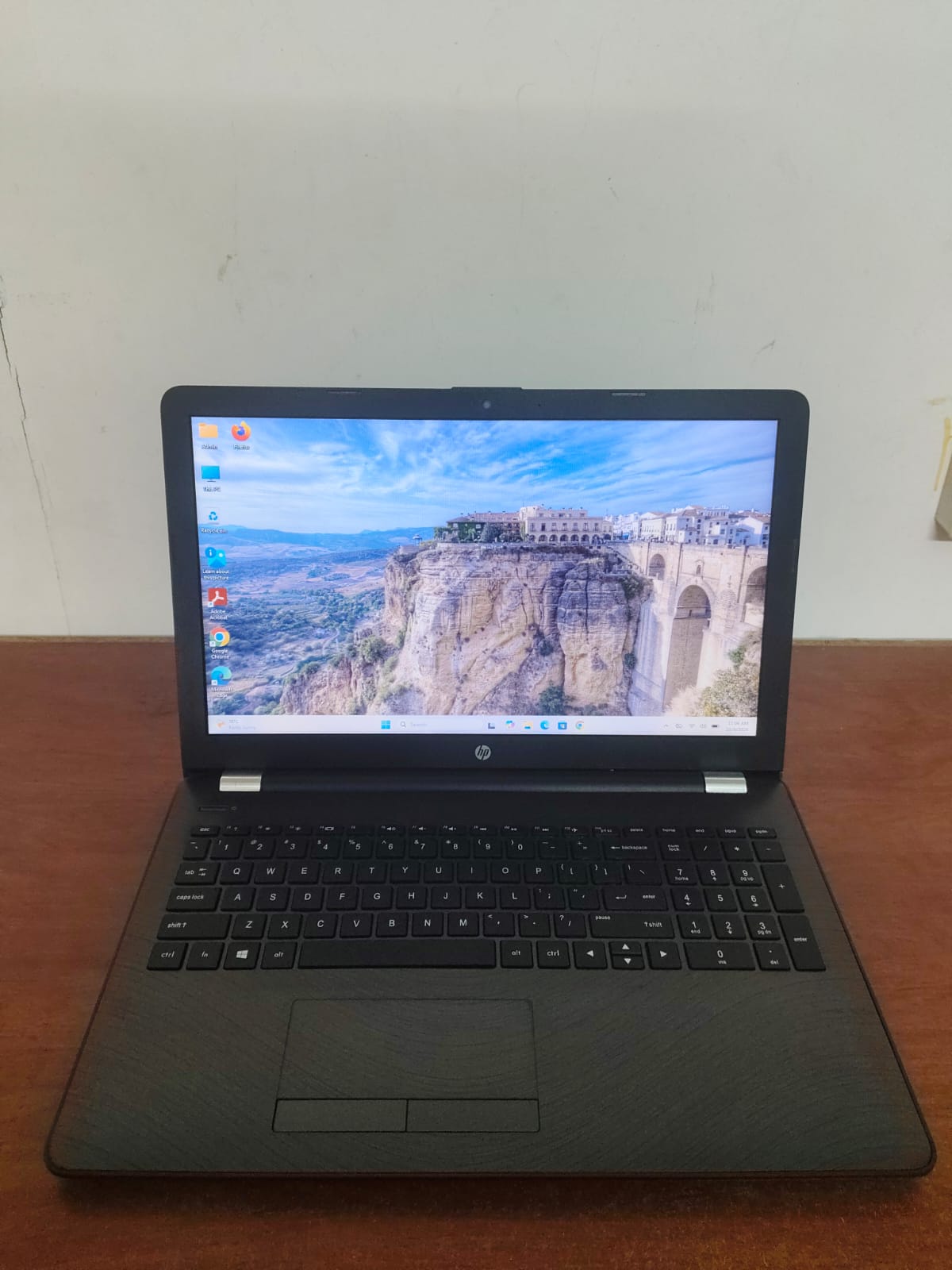 HP NOTEBOOK 15-BS539TU I5 7TH GEN/8GB RAM/256GB SSD/15.6" FHD SCREEN